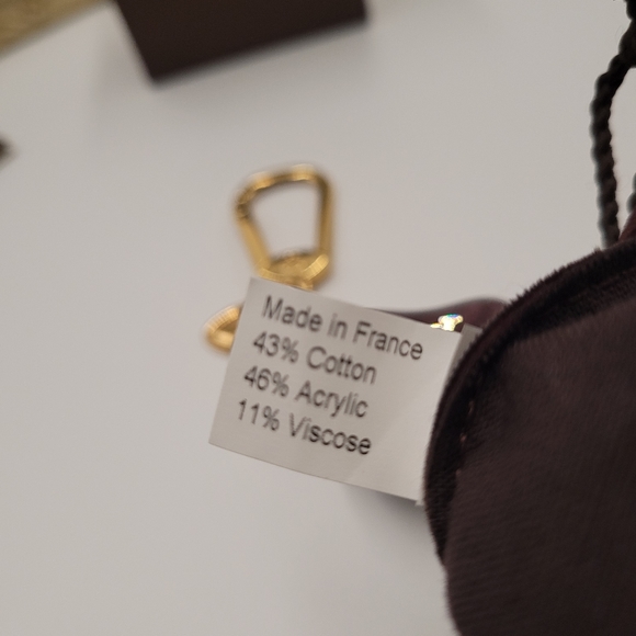 Authentic Louis Vuitton Key Charm Key Chain In VG Condition! - Picture 9 of 9